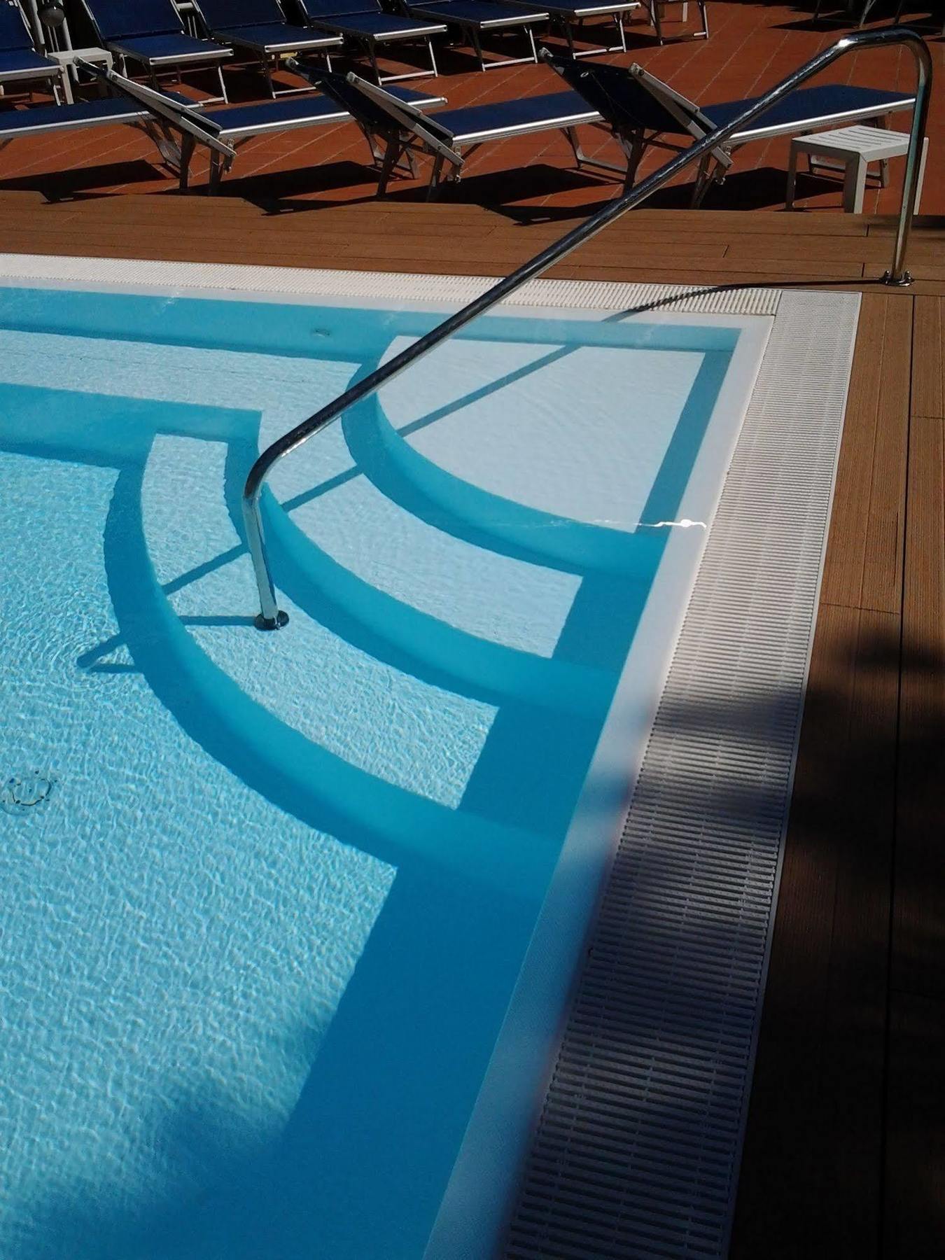 Hotel Da Roberto ลาซีเซ ภายนอก รูปภาพ