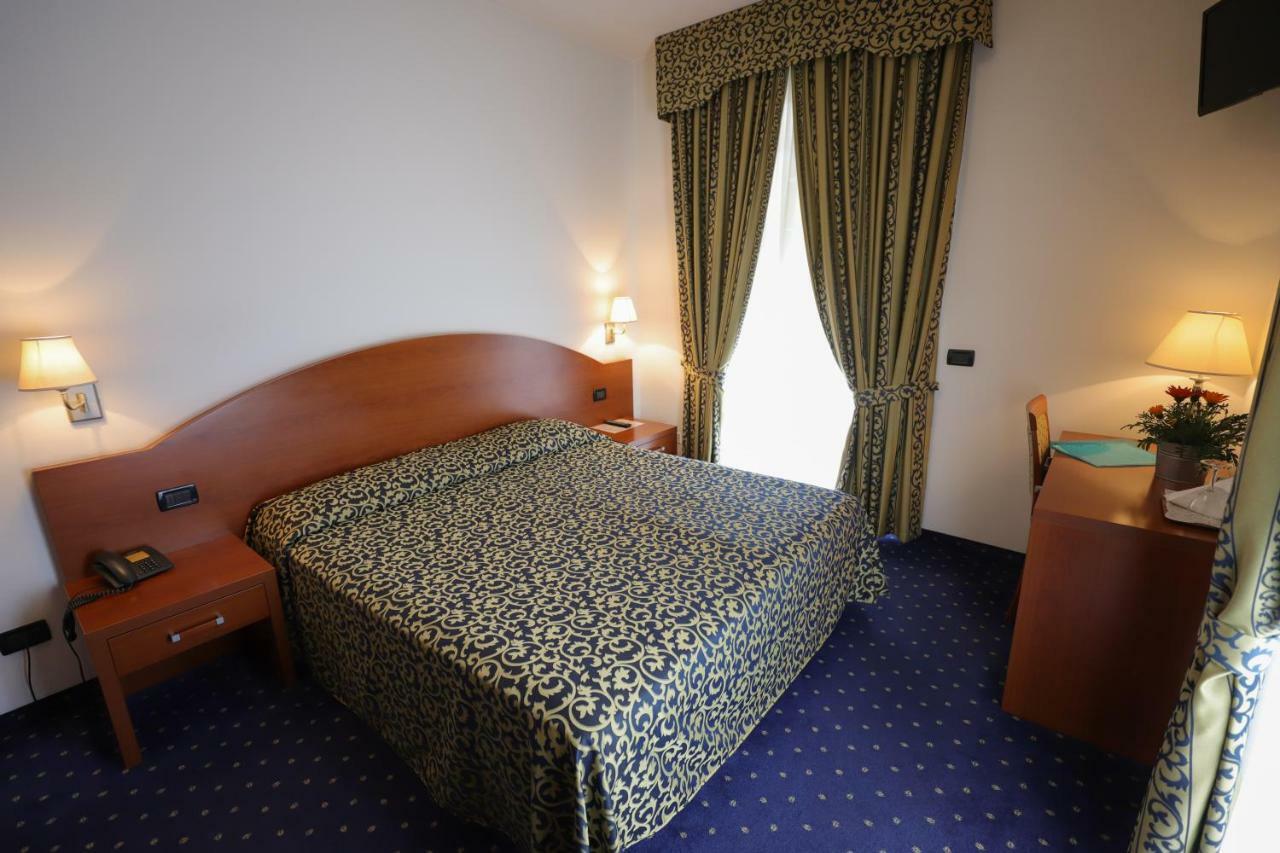 Hotel Da Roberto ลาซีเซ ภายนอก รูปภาพ