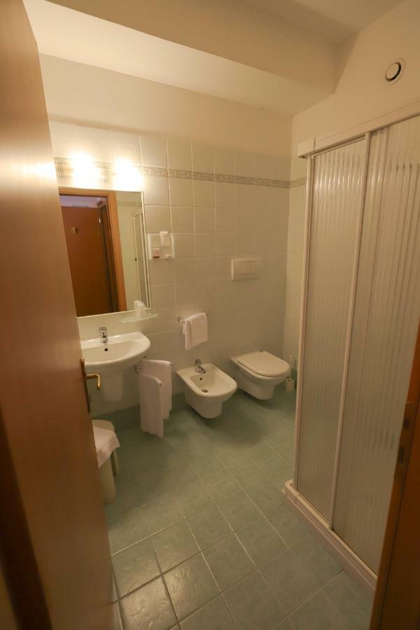 Hotel Da Roberto ลาซีเซ ภายนอก รูปภาพ