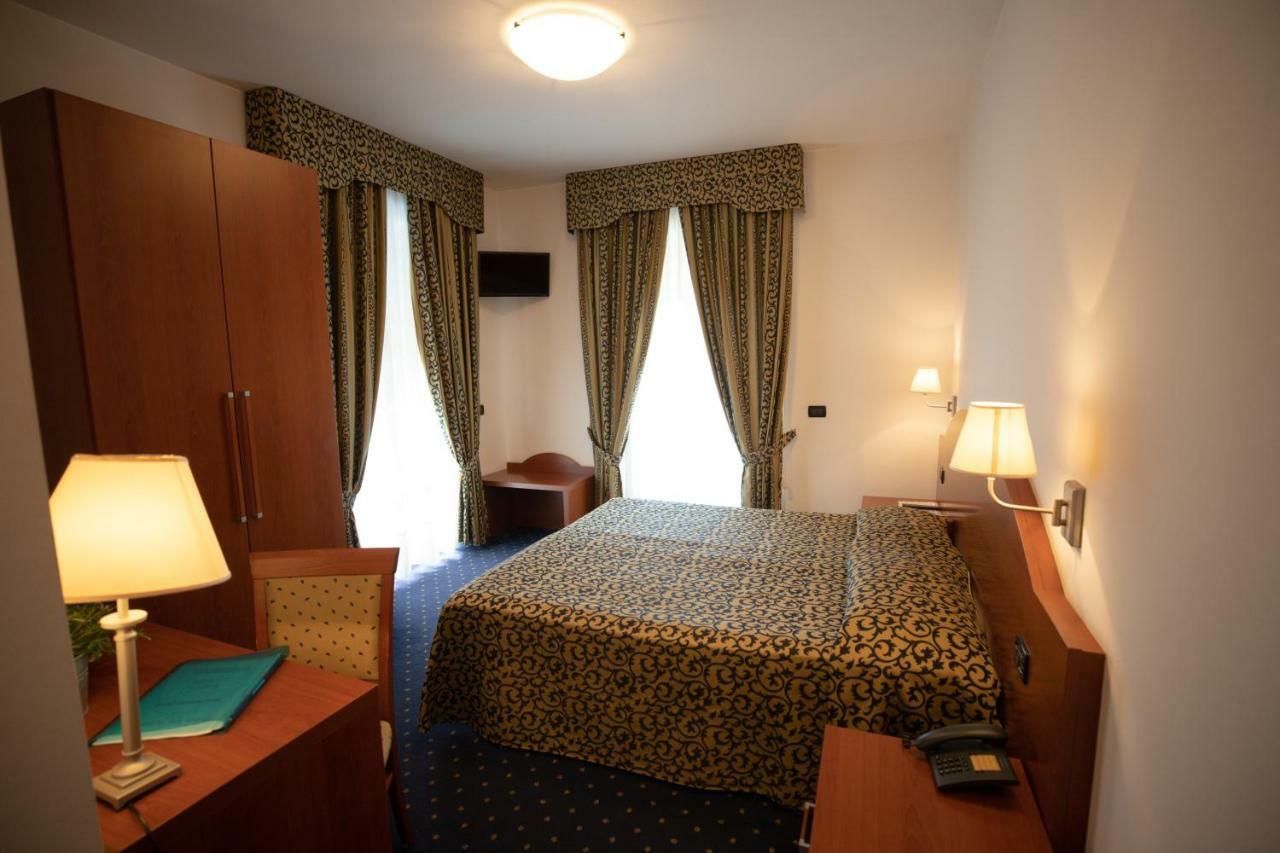Hotel Da Roberto ลาซีเซ ภายนอก รูปภาพ