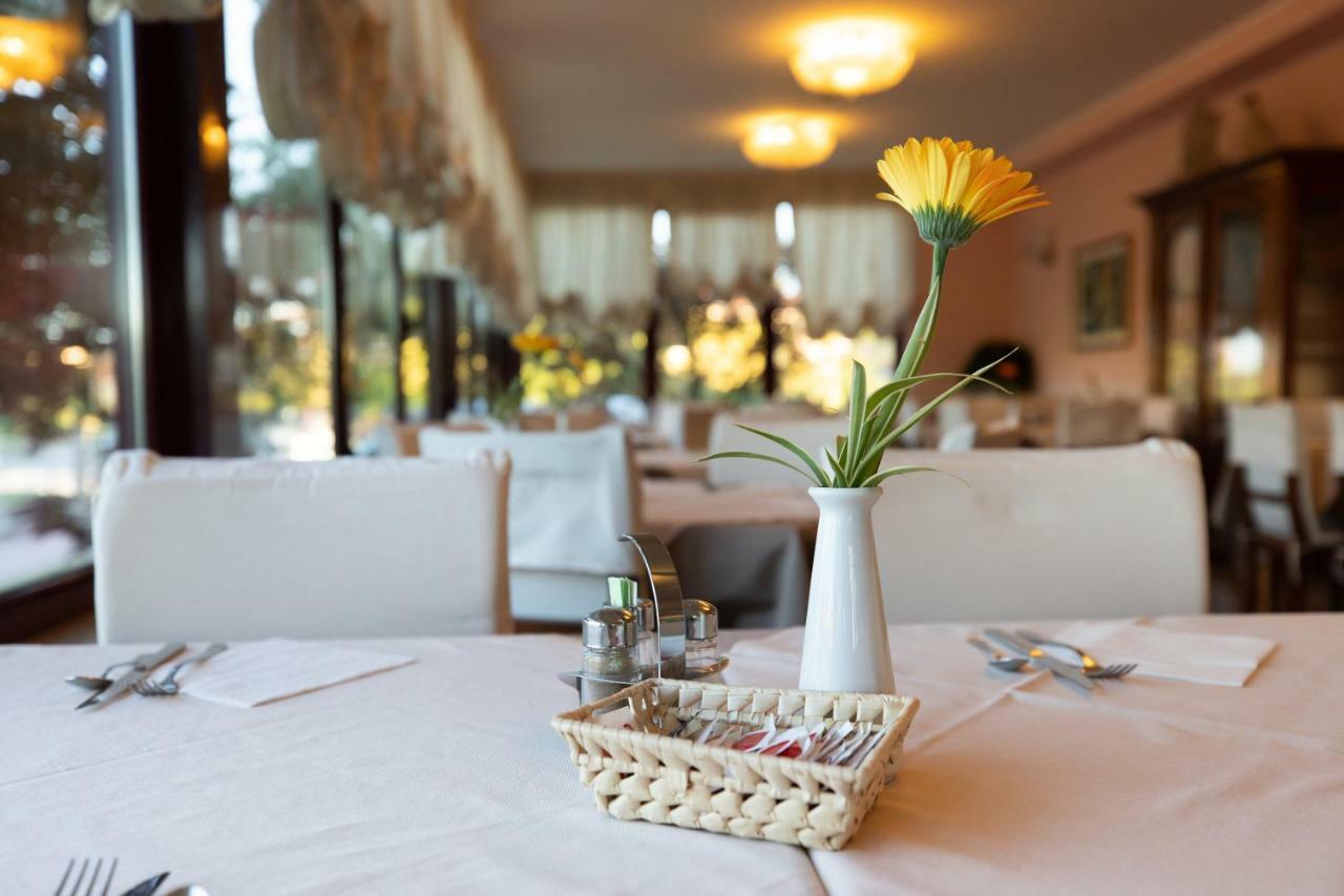 Hotel Da Roberto ลาซีเซ ภายนอก รูปภาพ